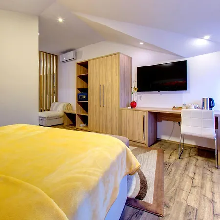 Guest house Cardak 3*