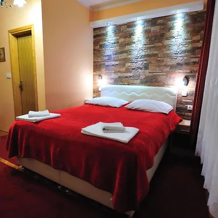 Guest house Cardak 3*